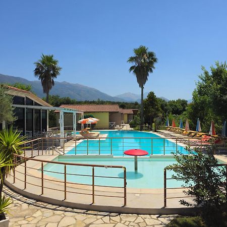 Resort Te Zagolli Орикум Екстериор снимка