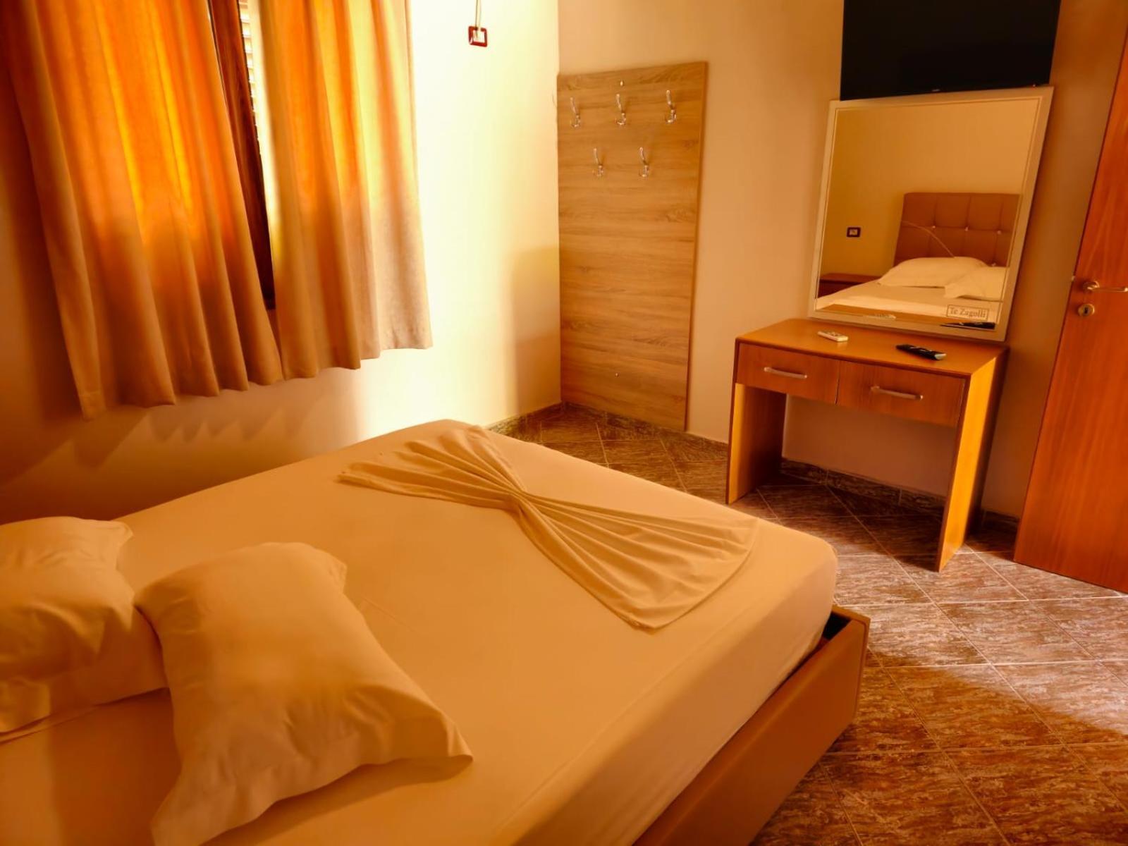 Resort Te Zagolli Орикум Екстериор снимка